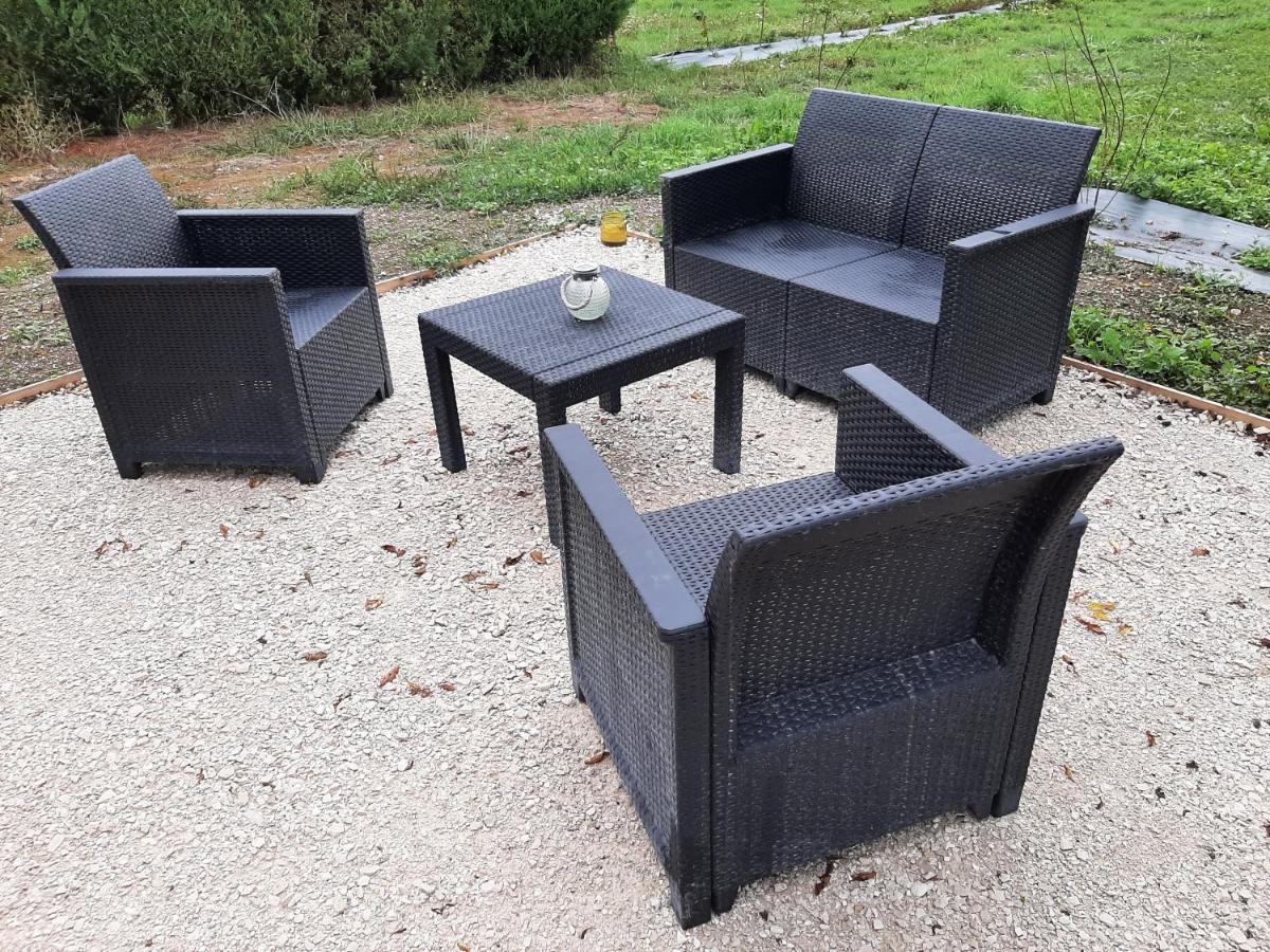 A L'Aube Des Sens Hotell Bailly-le-Franc Exteriör bild