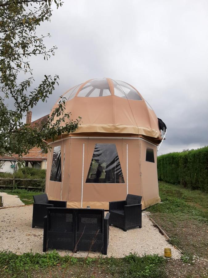 A L'Aube Des Sens Hotell Bailly-le-Franc Exteriör bild